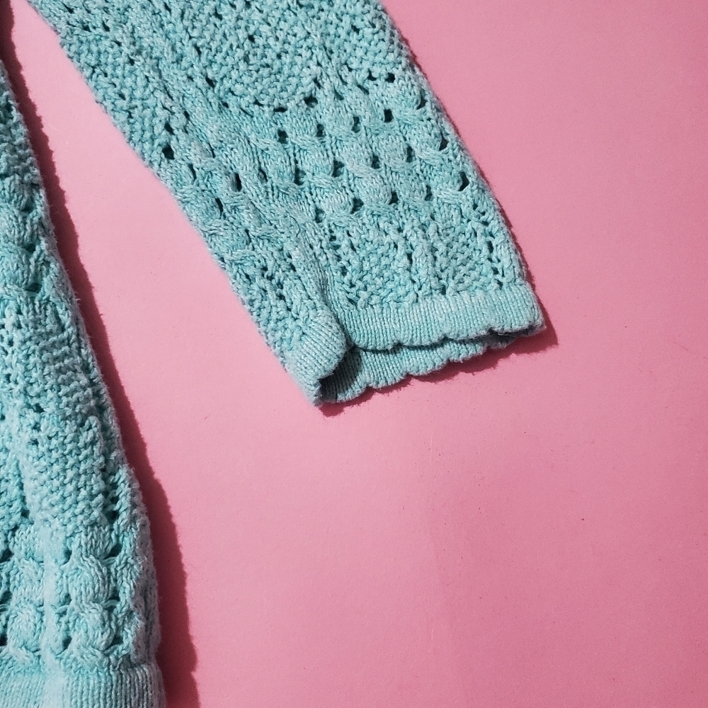 Vintage 1980s 80s Robin Egg Blue Knit Sweater Scalloped Hems - Picture 7 of 8